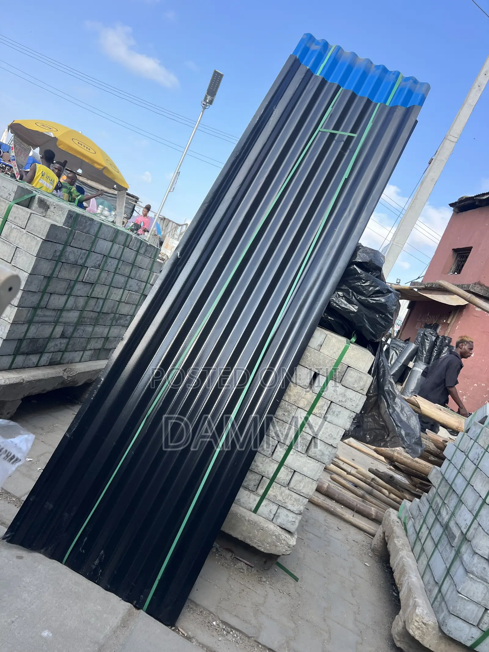 Black Long-Span Aluminum Roofing Sheet