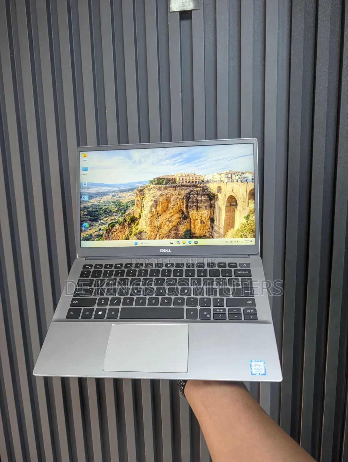 Laptop Dell Latitude 3301 8GB Intel Core i5 SSD 256GB