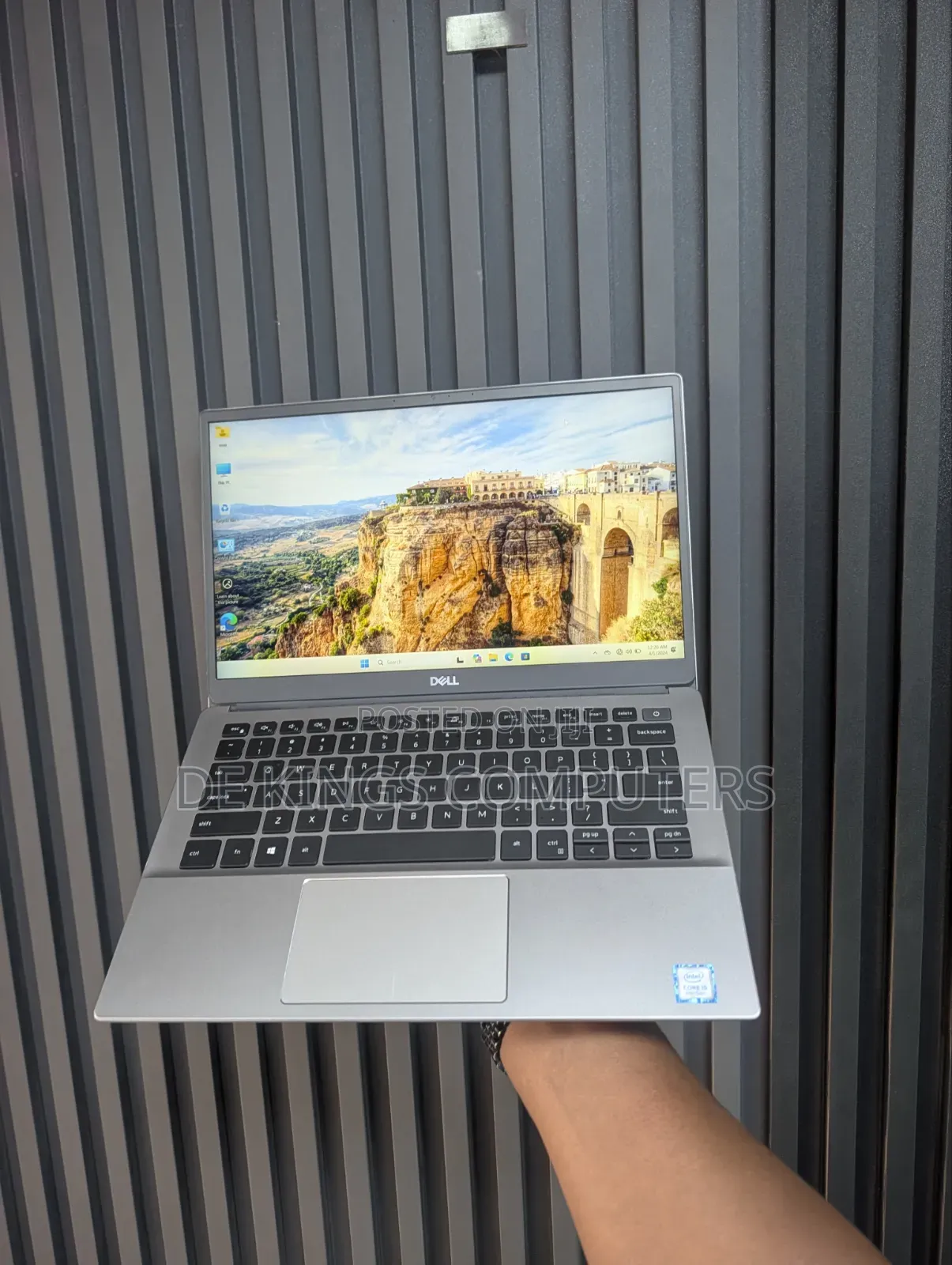 Laptop Dell Latitude 3301 8GB Intel Core i5 SSD 256GB