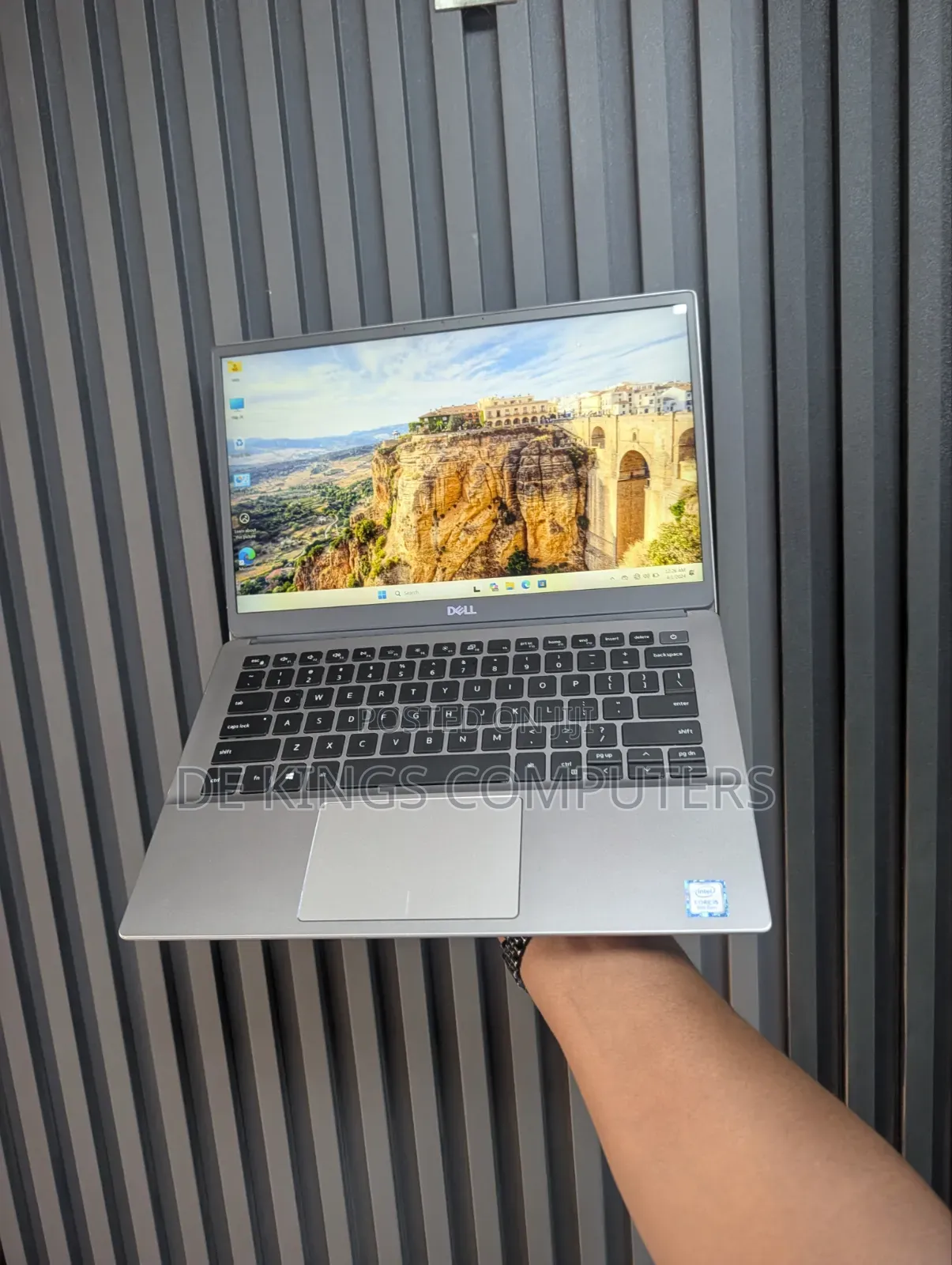 Laptop Dell Latitude 3301 8GB Intel Core i5 SSD 256GB
