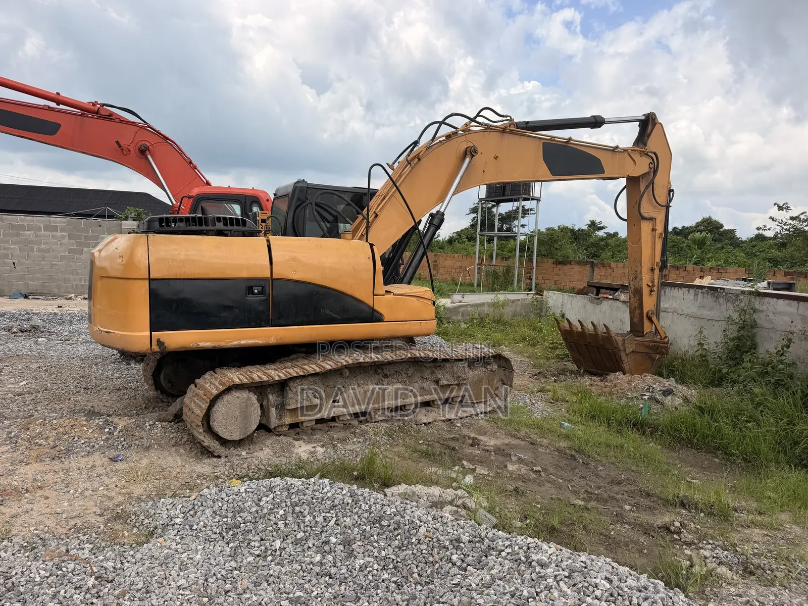 Cat325 Excavator Very Good Condition