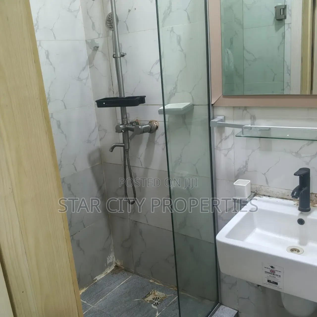 3bdrm Maisonette in Phase 1, Ogudu GRA for rent