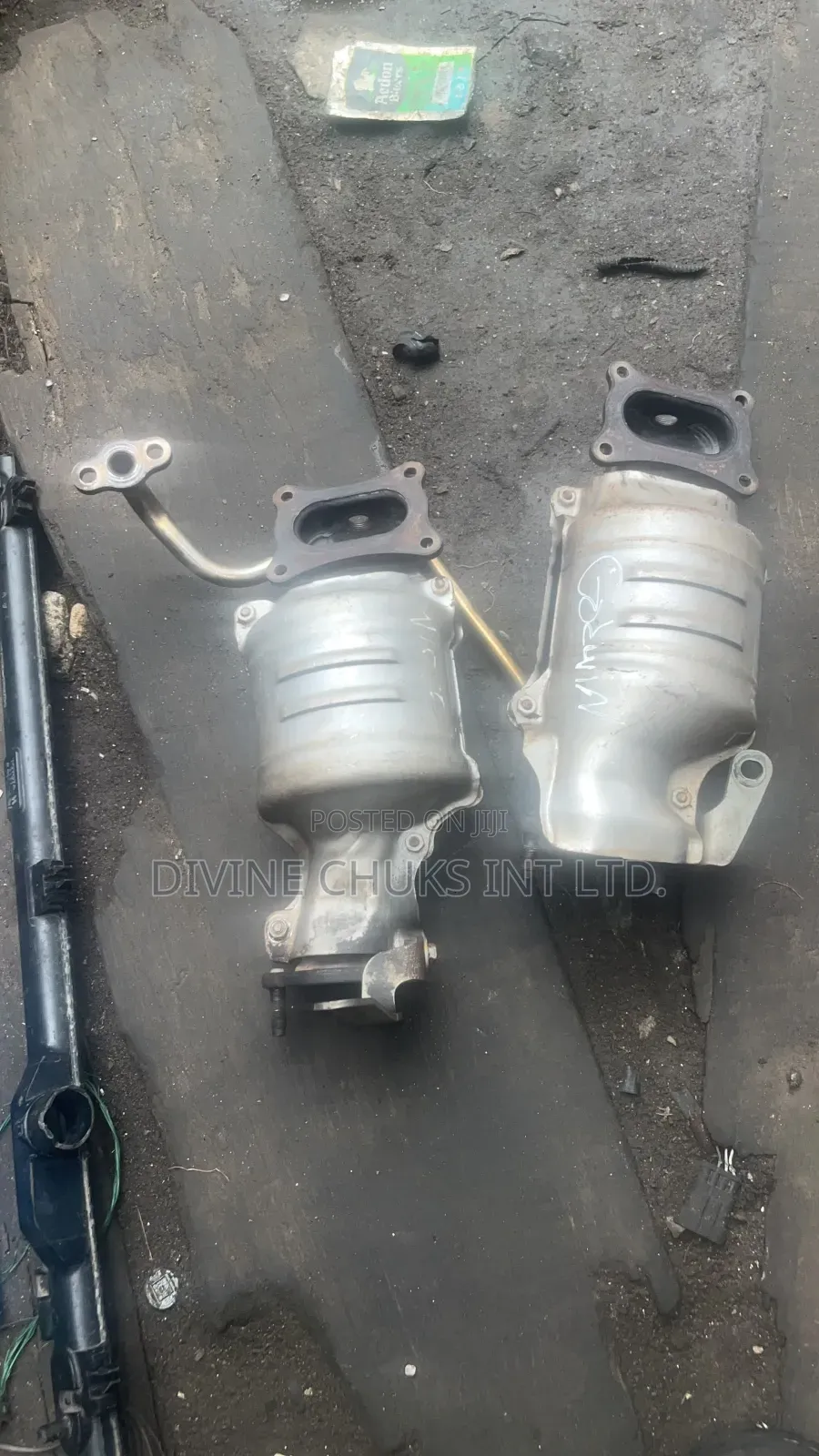Catalyst for Honda MDX 2005, 2008, 2010 and 2015.