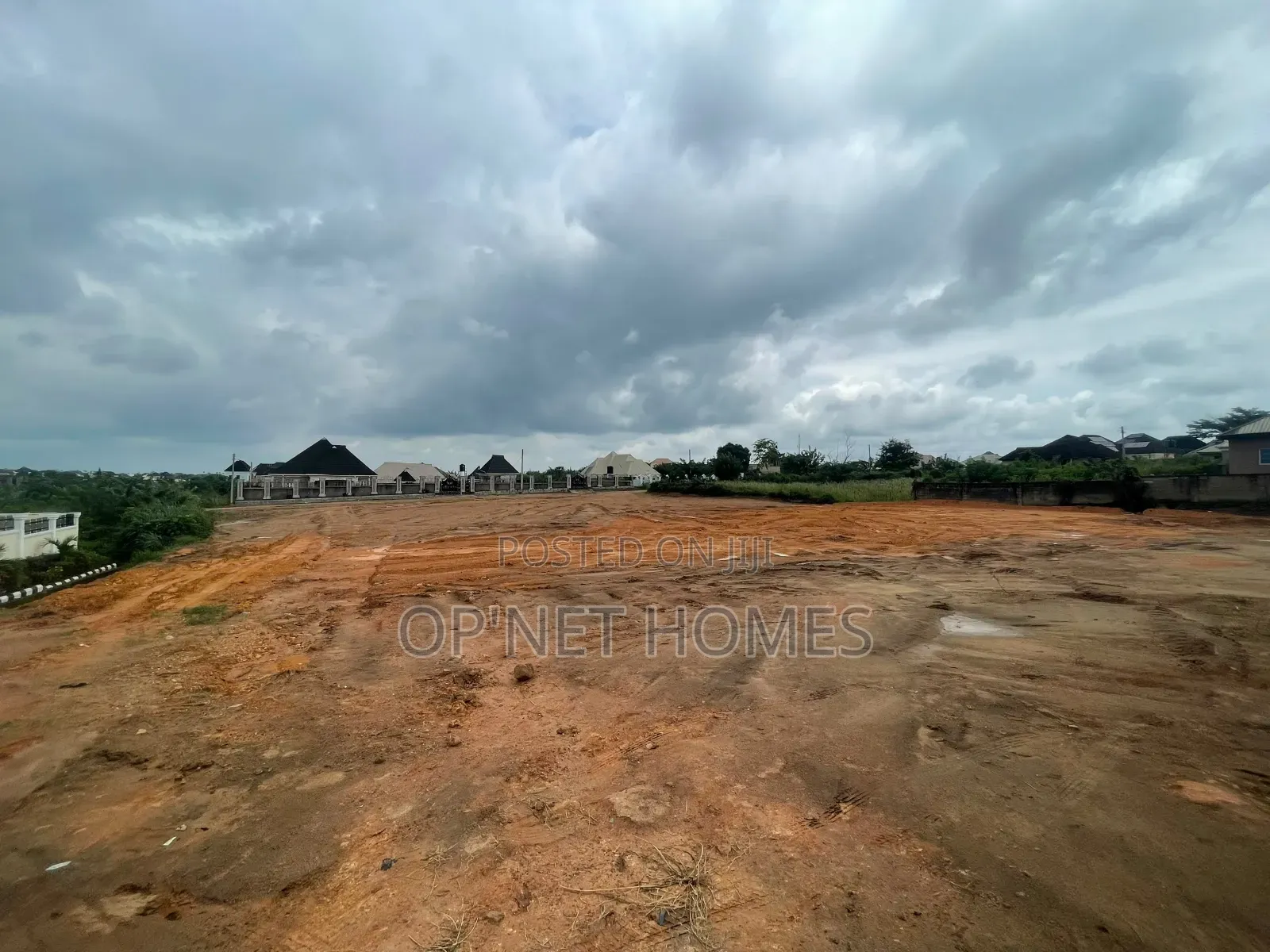 5 Plots of Land Is Available