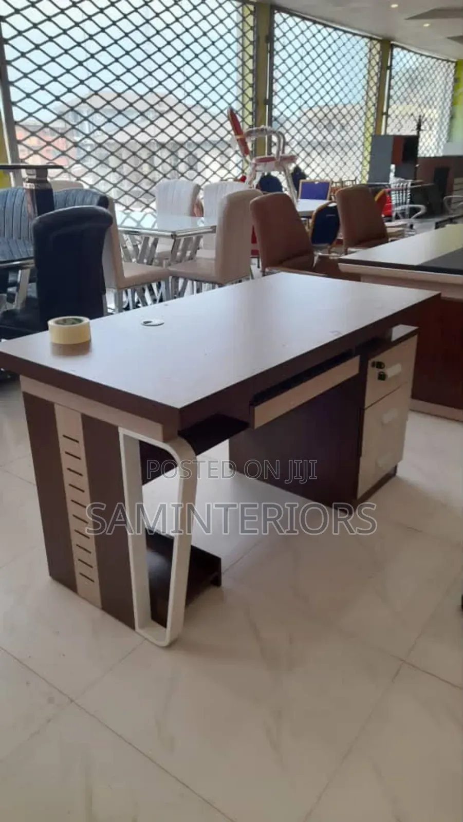Good Quality and Affordable Price for 1.2mtr Office Desk With Drawer