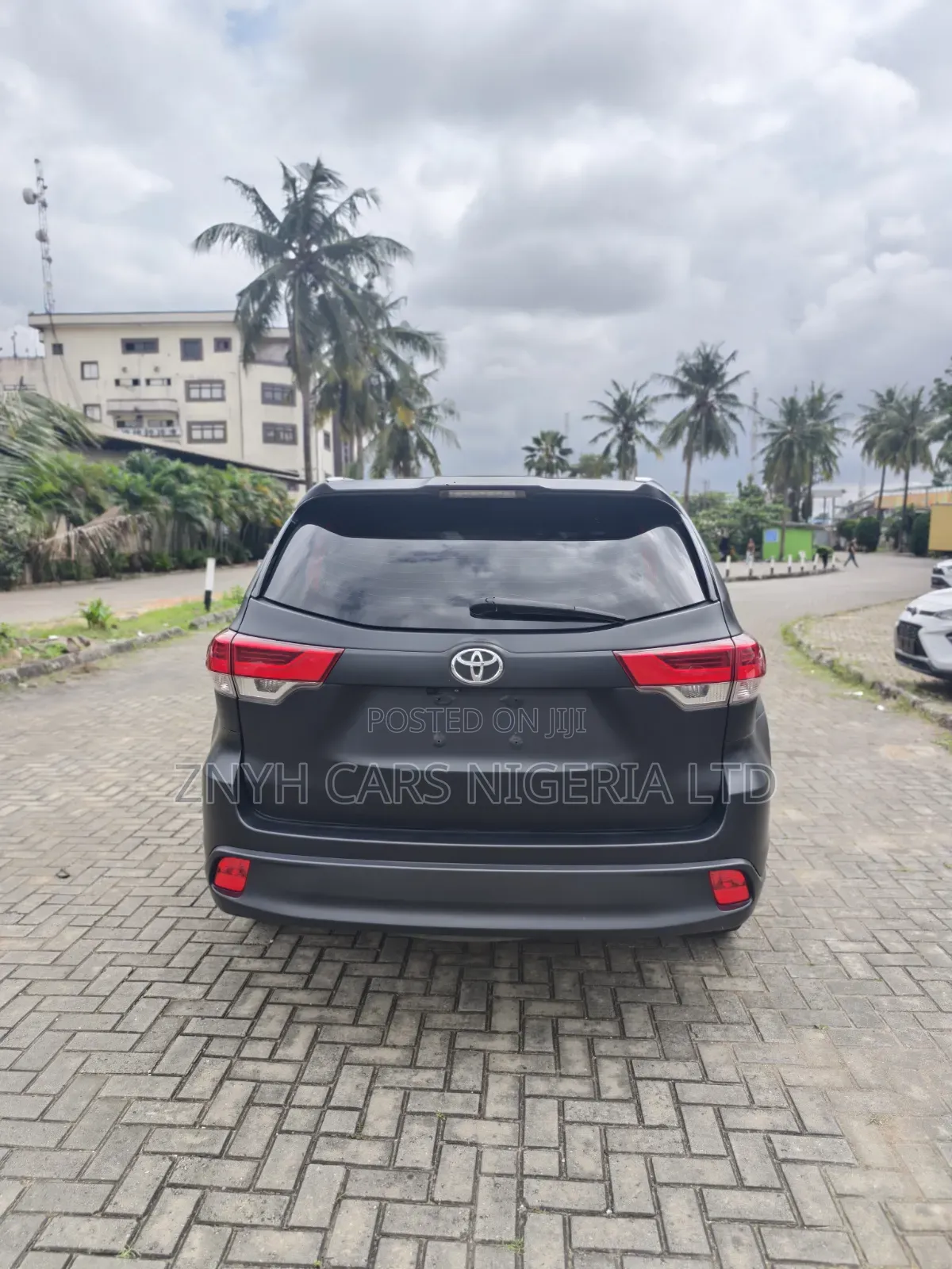 Toyota Highlander SE 2019 Black