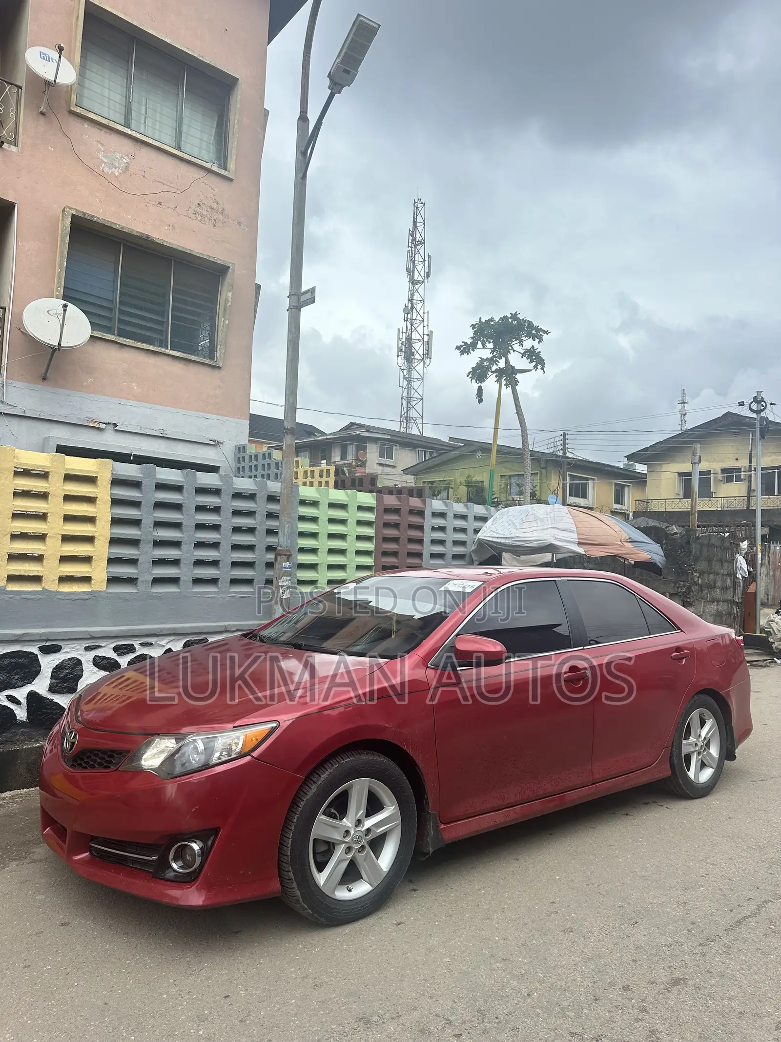 Toyota Camry SE 4dr Sedan (2.5L 4cyl 6A) 2014 Red