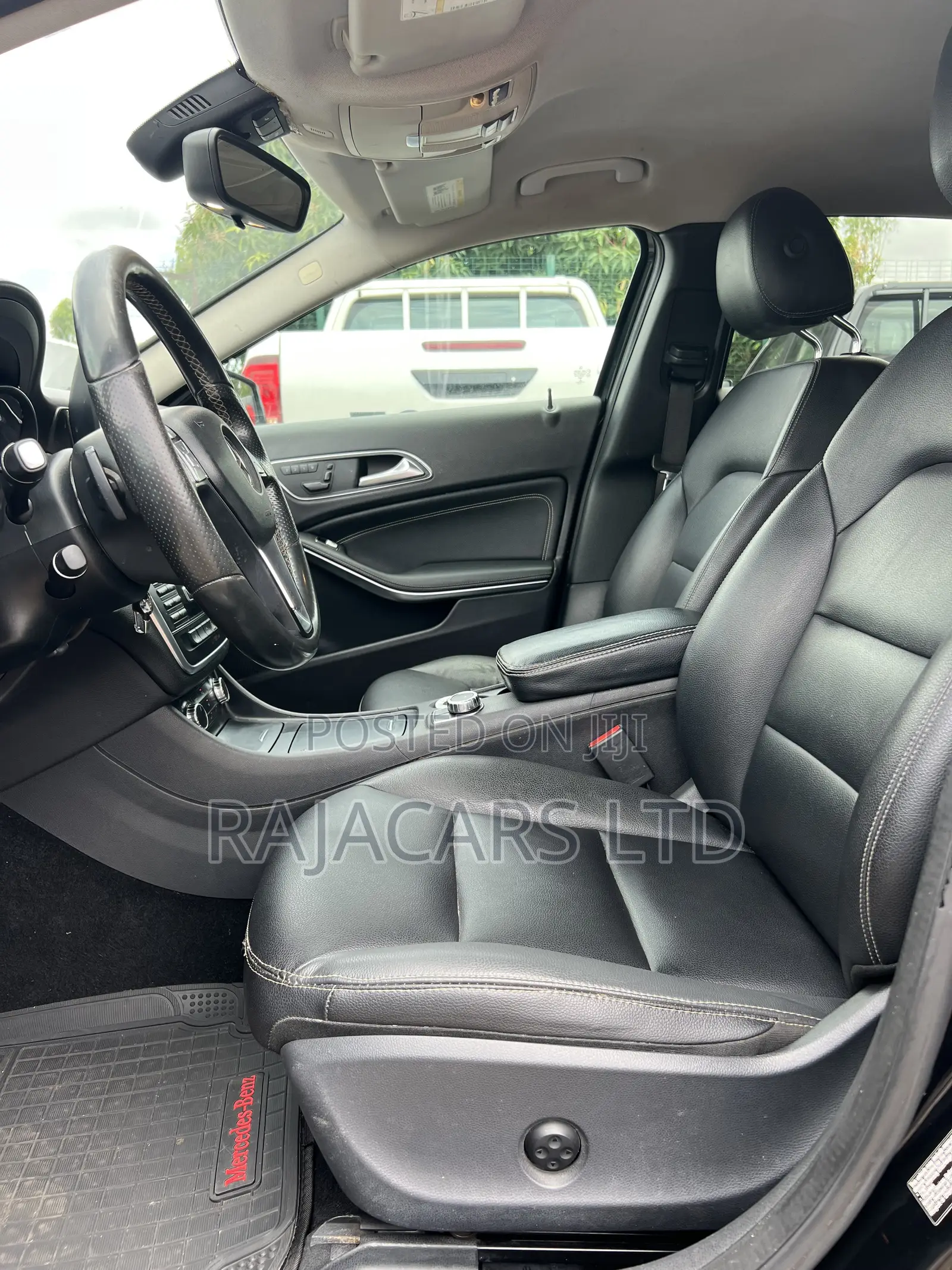 Mercedes-Benz GLA 250 2015 Black