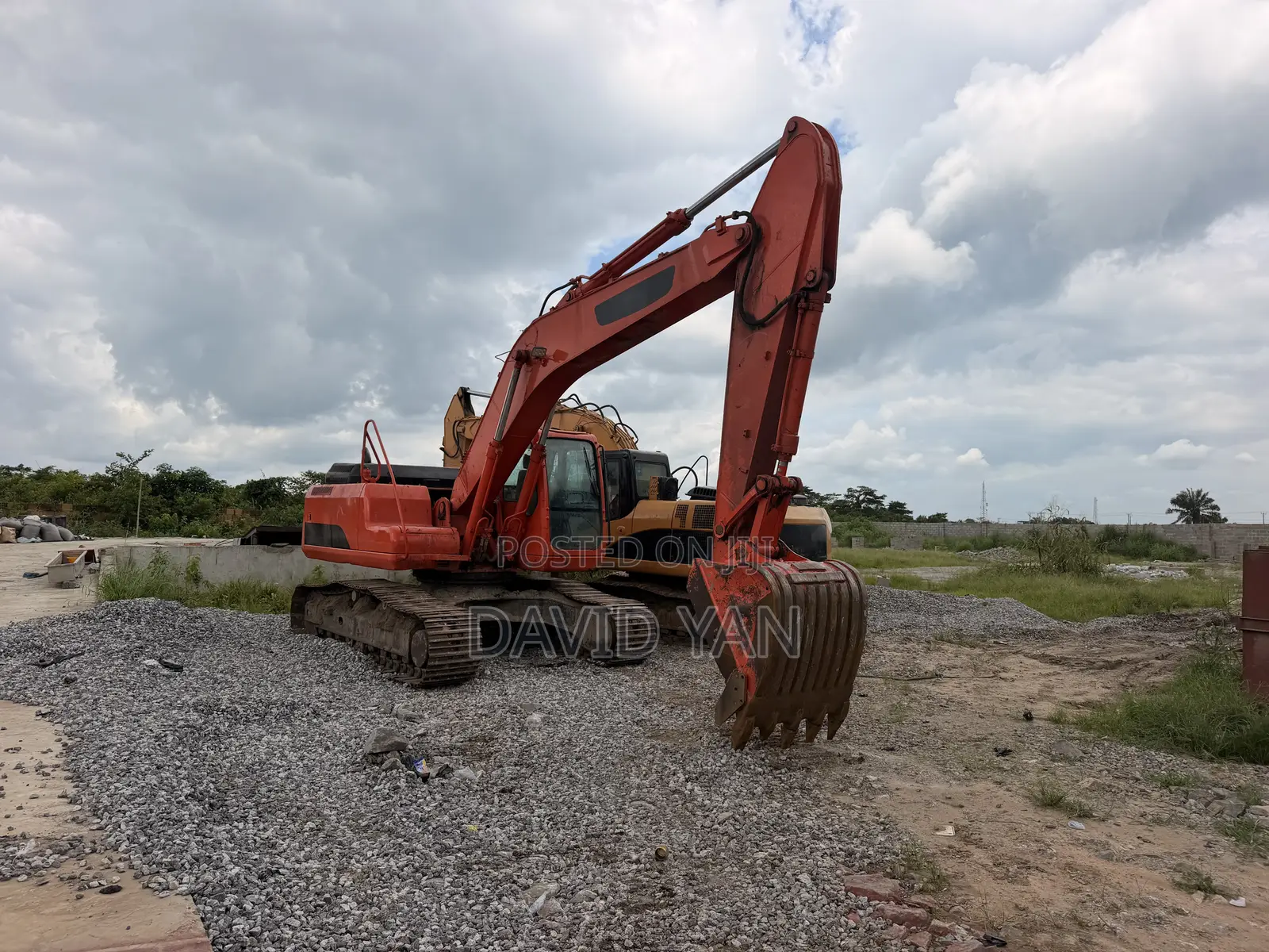 2017 Doosan 235LC Excavator Strong