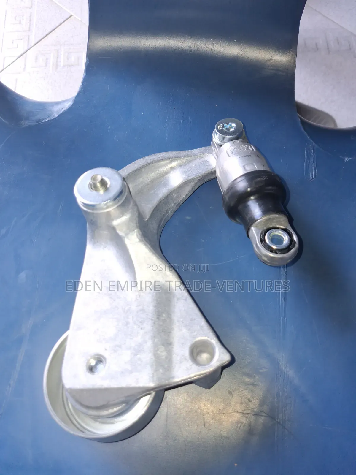 Heavy-Duty Adjuster Roller With Bolt Honda Civic 2006-2015