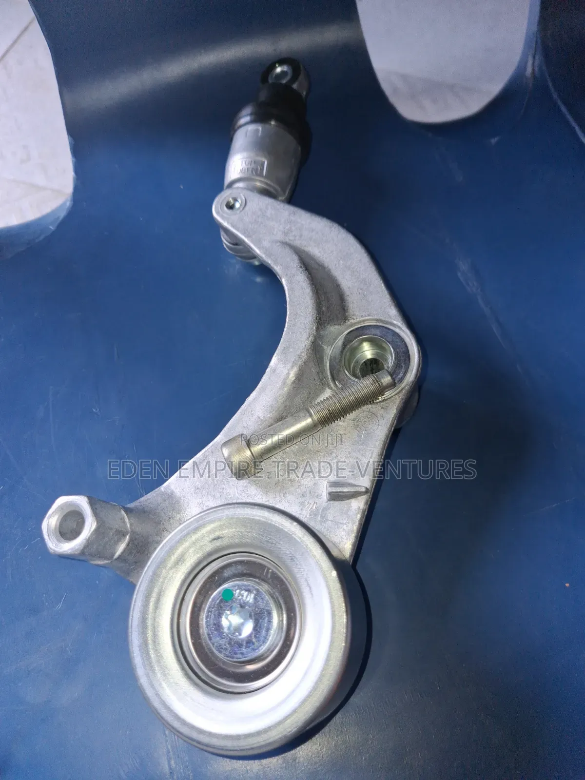 Heavy-Duty Adjuster Roller With Bolt Honda Civic 2006-2015