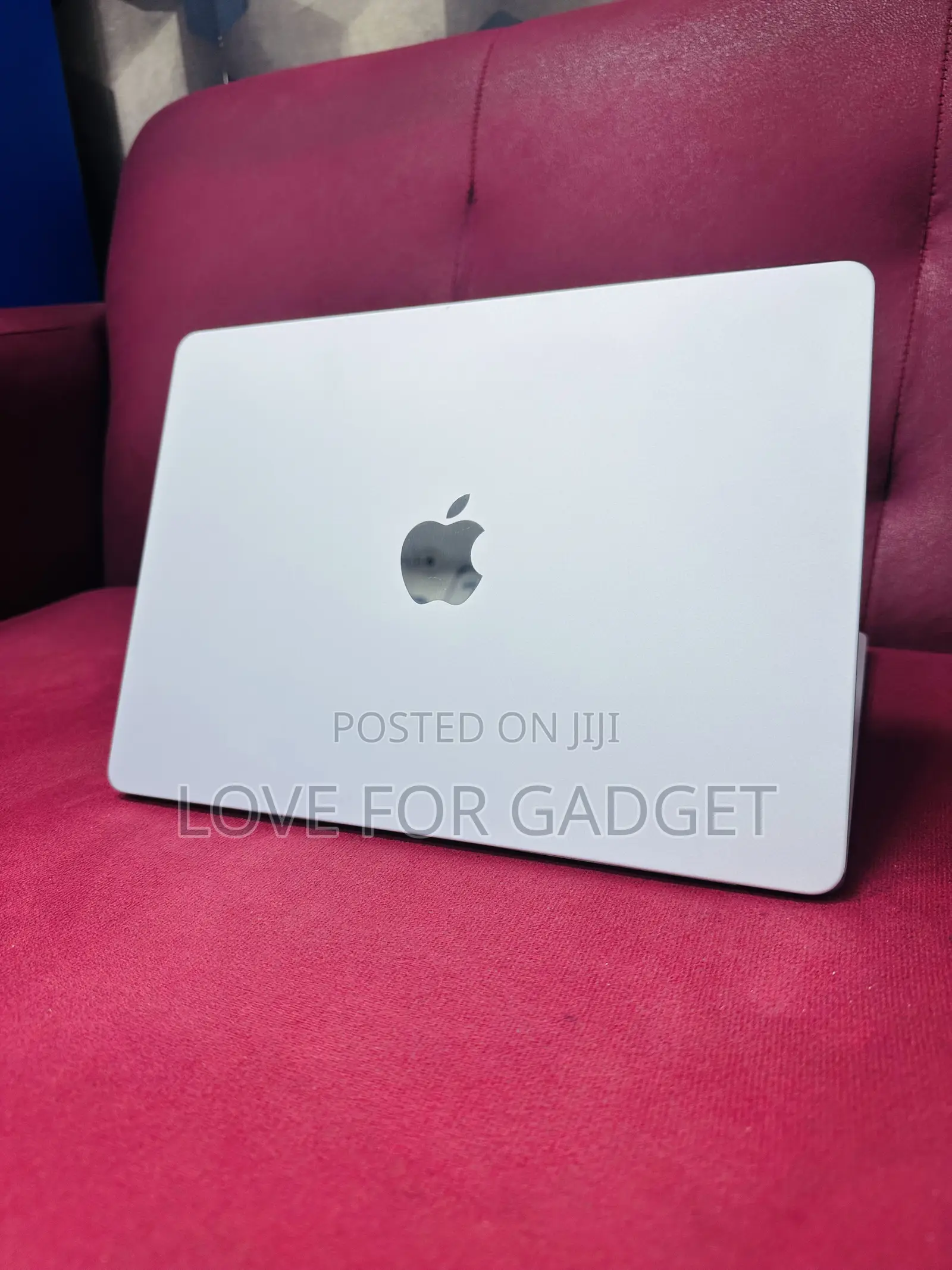 Laptop Apple MacBook Air 2022 M2 8GB Apple M2 SSD 256GB