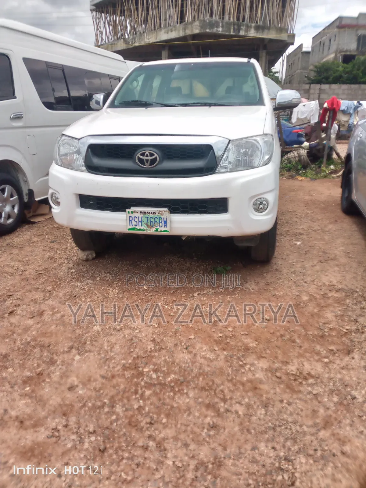 Toyota Hilux 2010 White