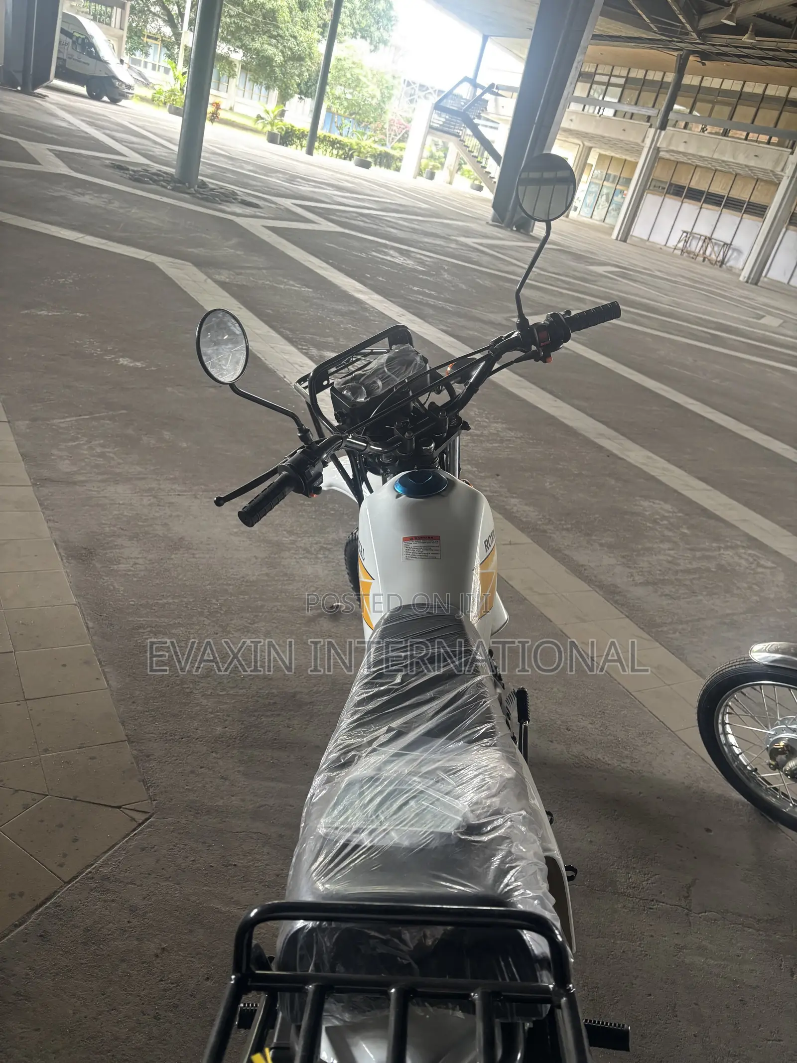 New Royal Motorcycle 2024 White