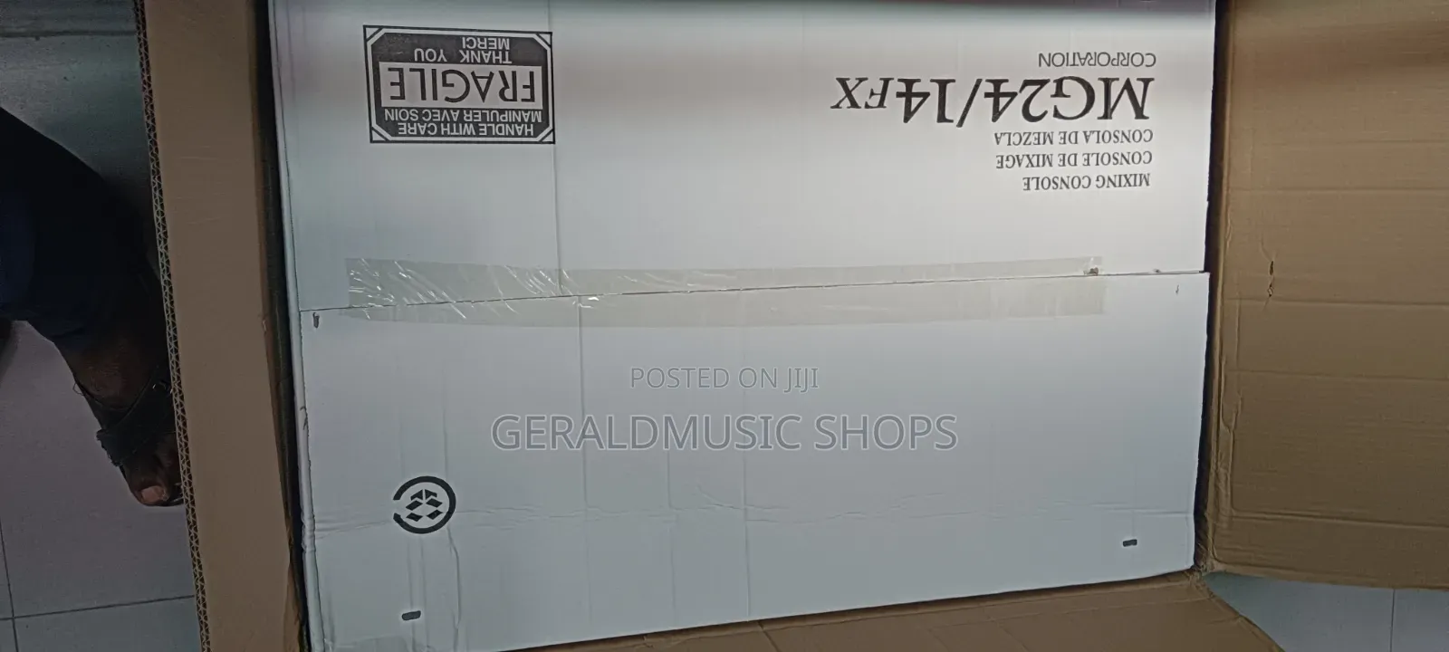 Yamaha Mg24/14fx Mixer