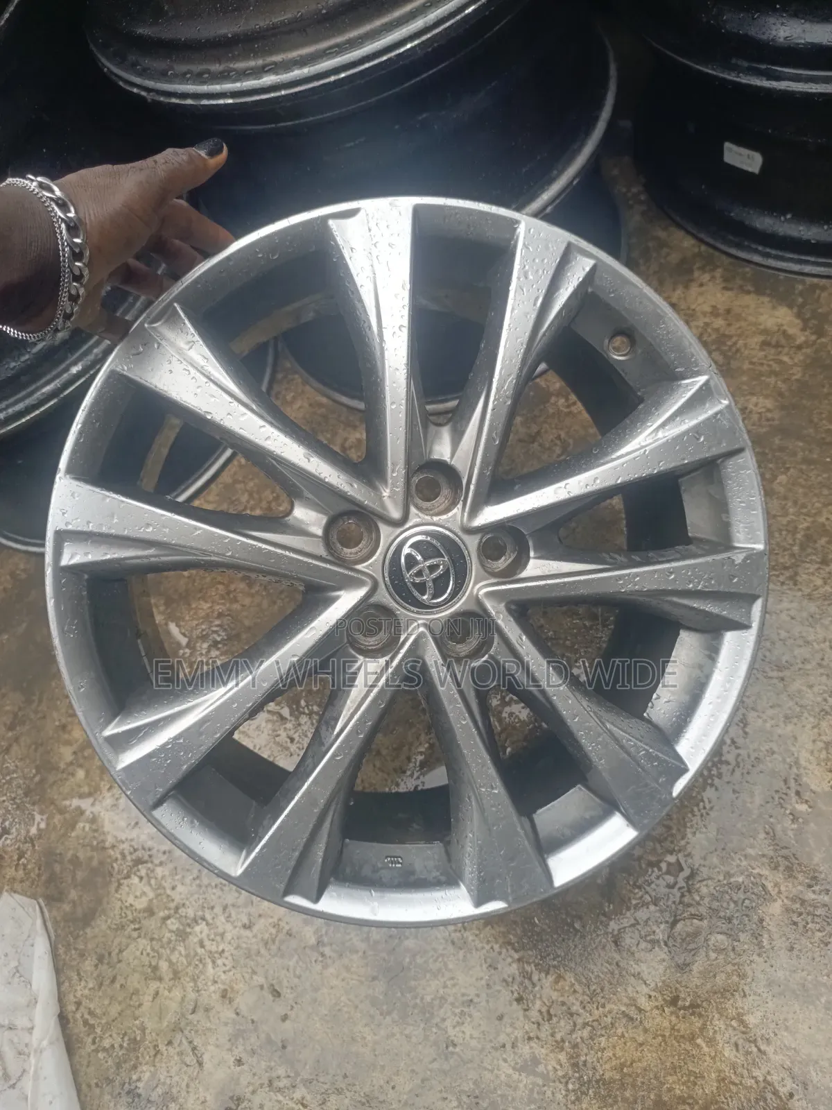 18inches for Toyota Rav4 Grey Color Available in Stock