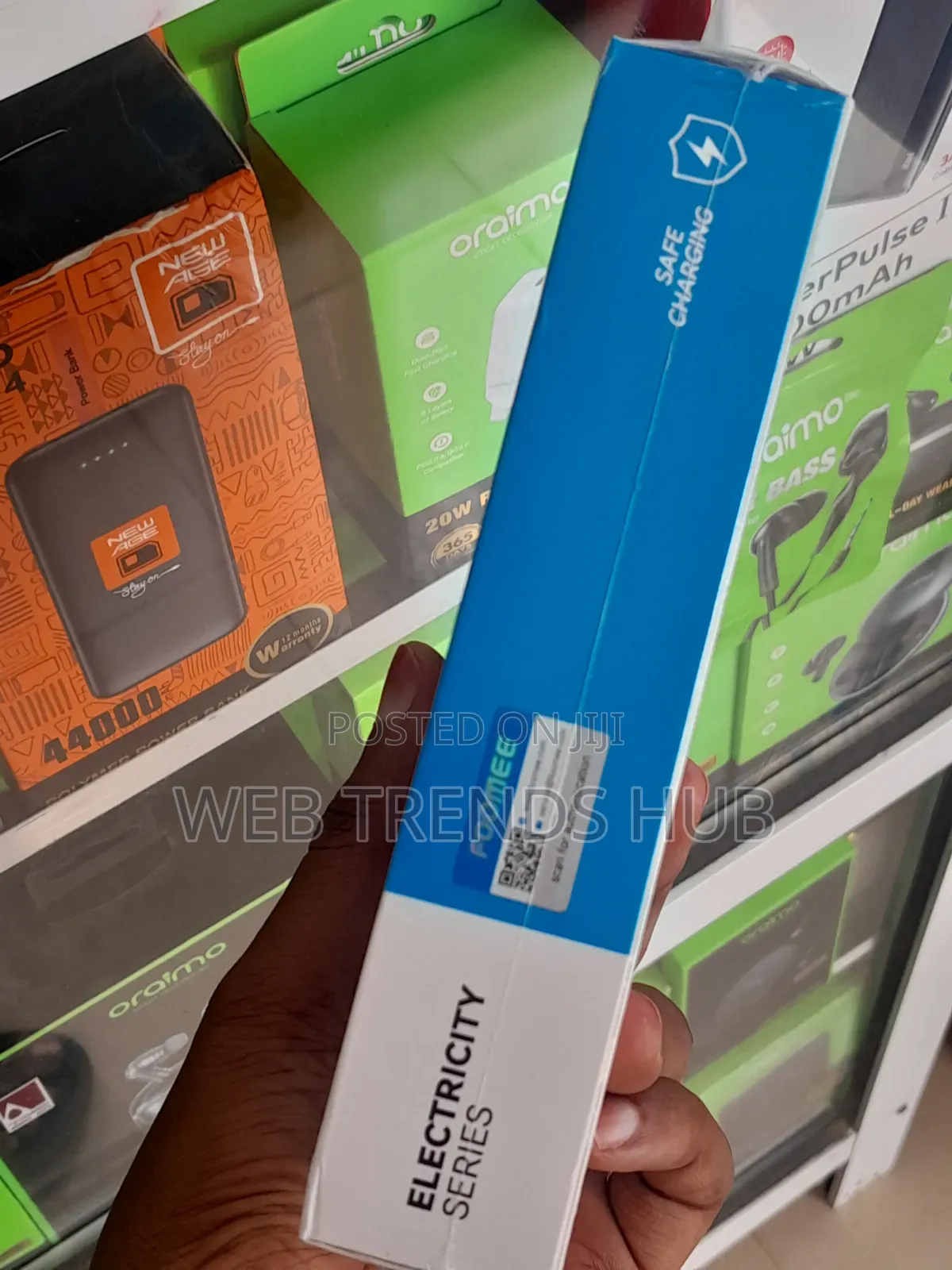Foomee 20000mAh Power Bank (AB21) - Fast Charging Type-C Two-Way