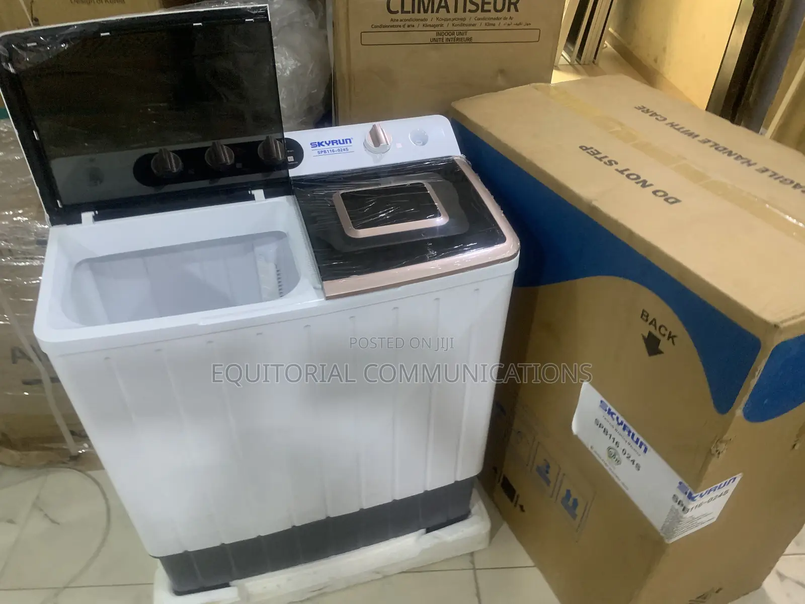 SKYRUN SPB116-024S 11KG Family Laundry Washer