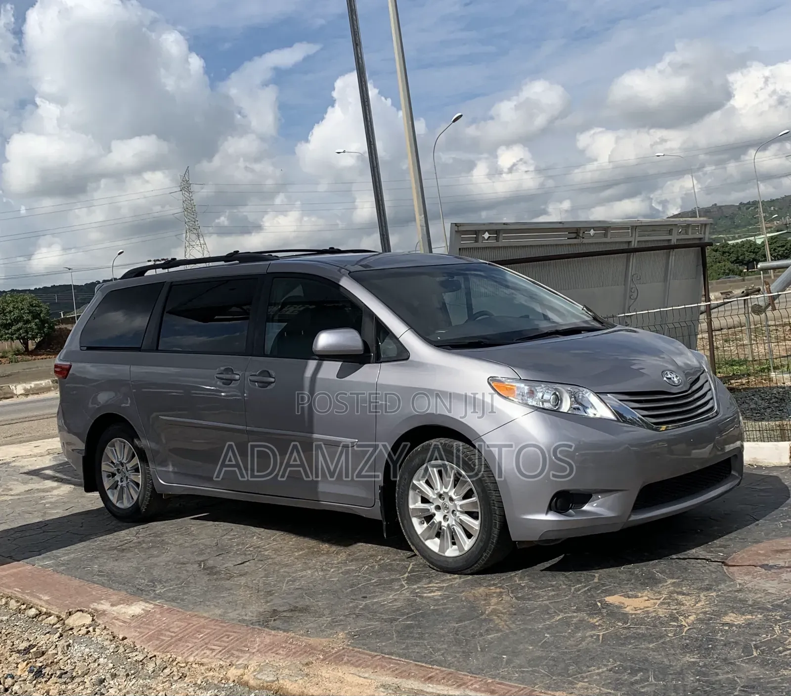 Toyota Sienna 2016 Silver