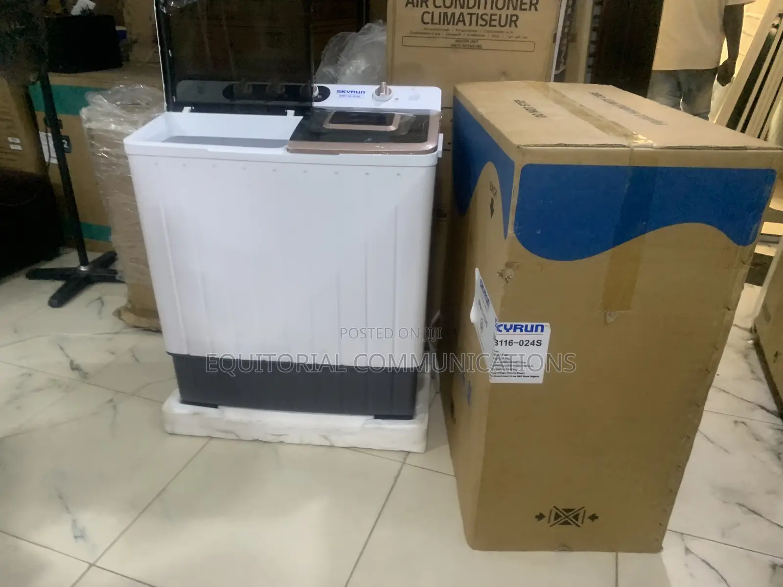 SKYRUN 11KG Twin Chamber Washing Machine