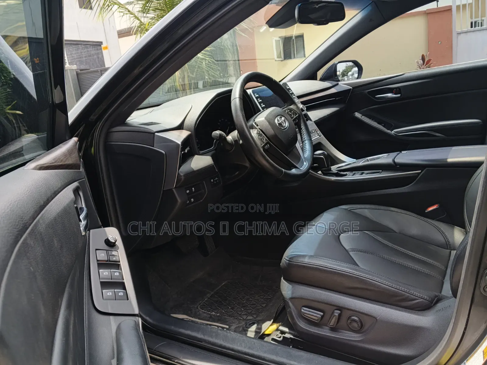 Toyota Avalon XLE 2021 Black