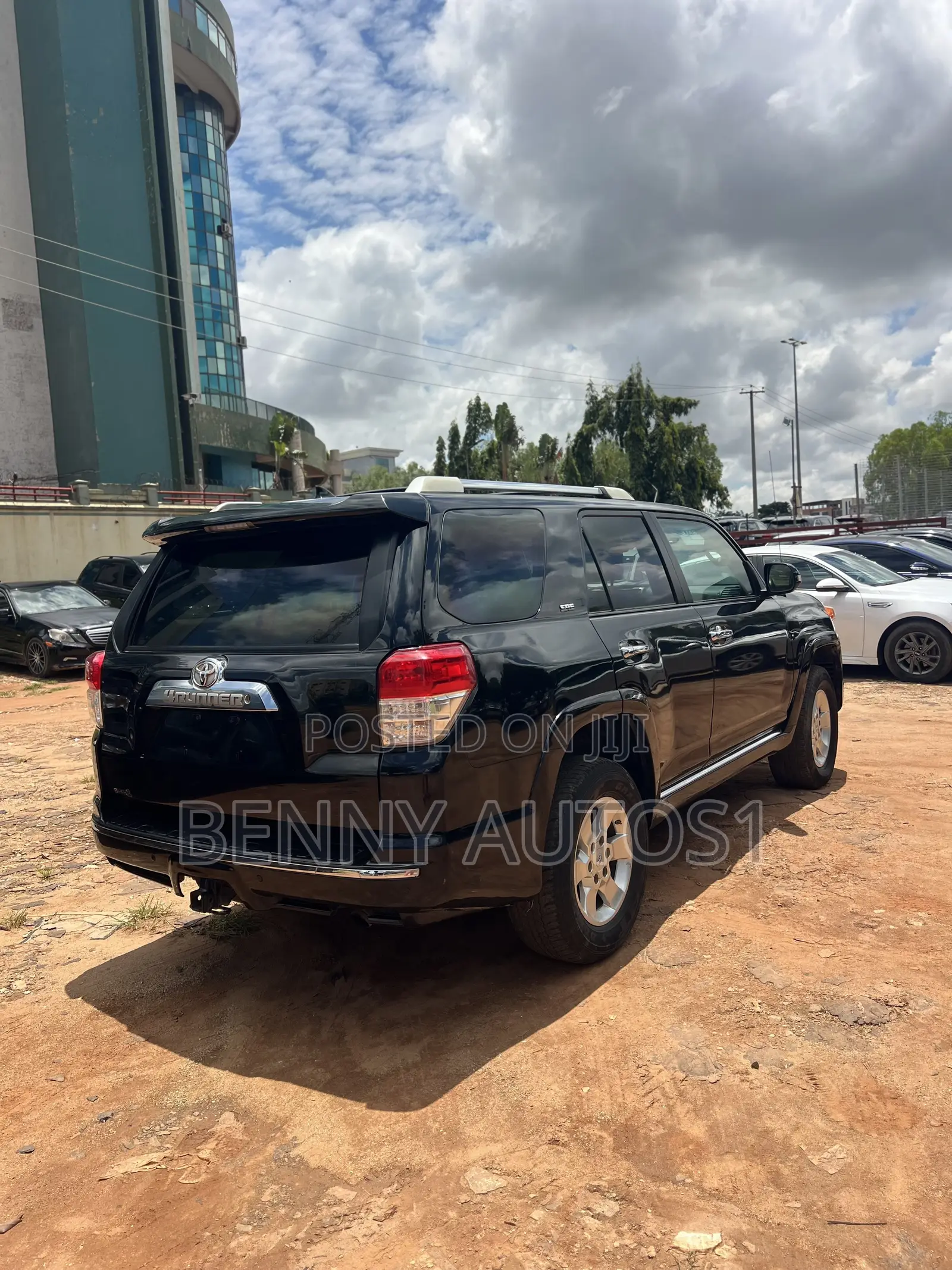 Toyota 4-Runner Limited 4WD 2011 Black