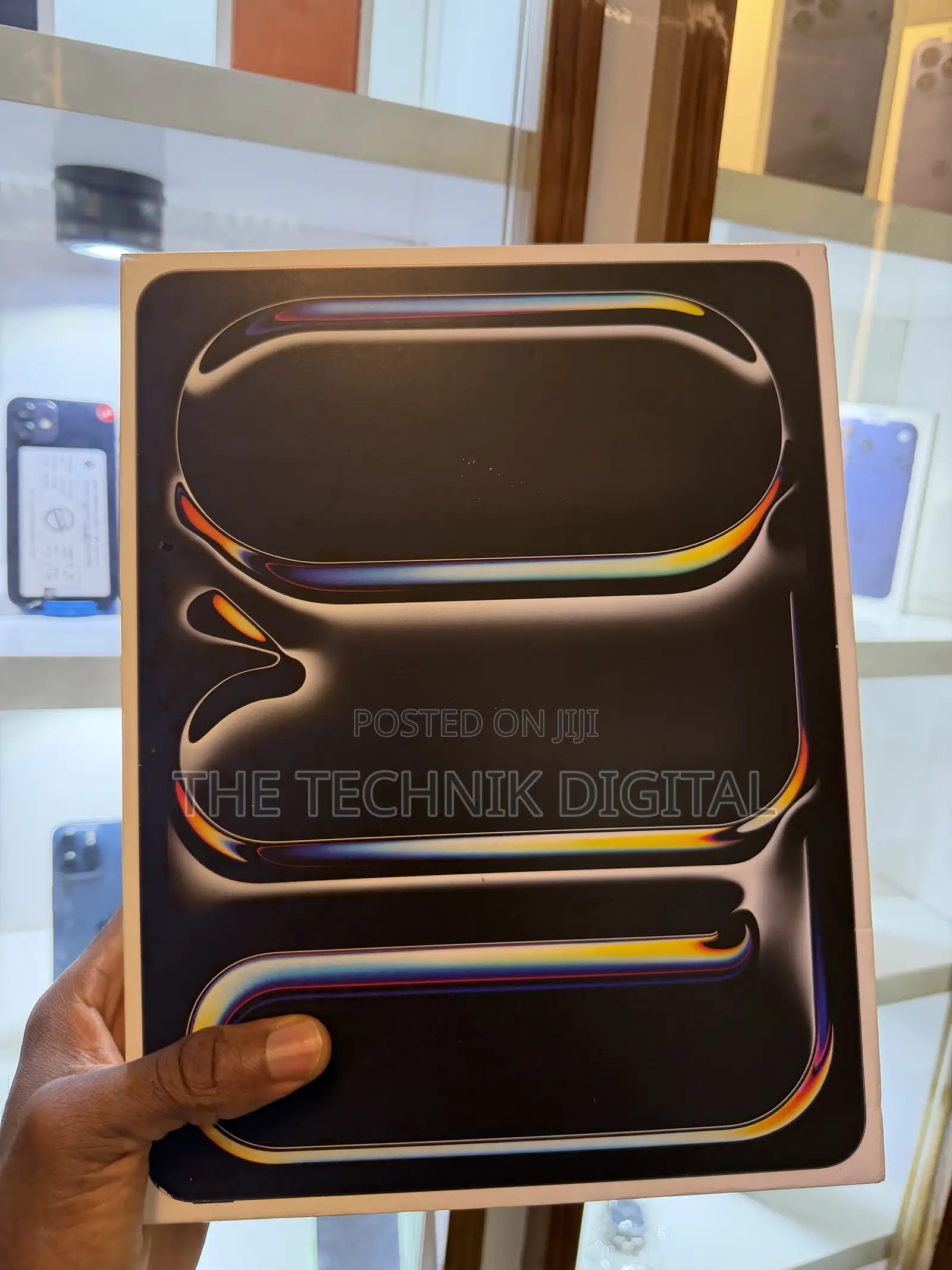 New Apple iPad Pro 13 (2025) 256 GB Black