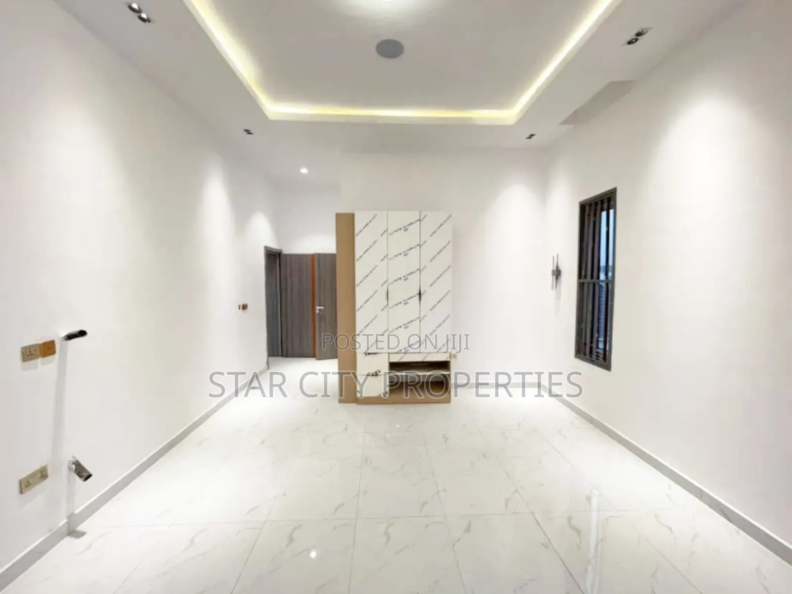 4bdrm Duplex in Ikeja, Adeniyi Jones for rent