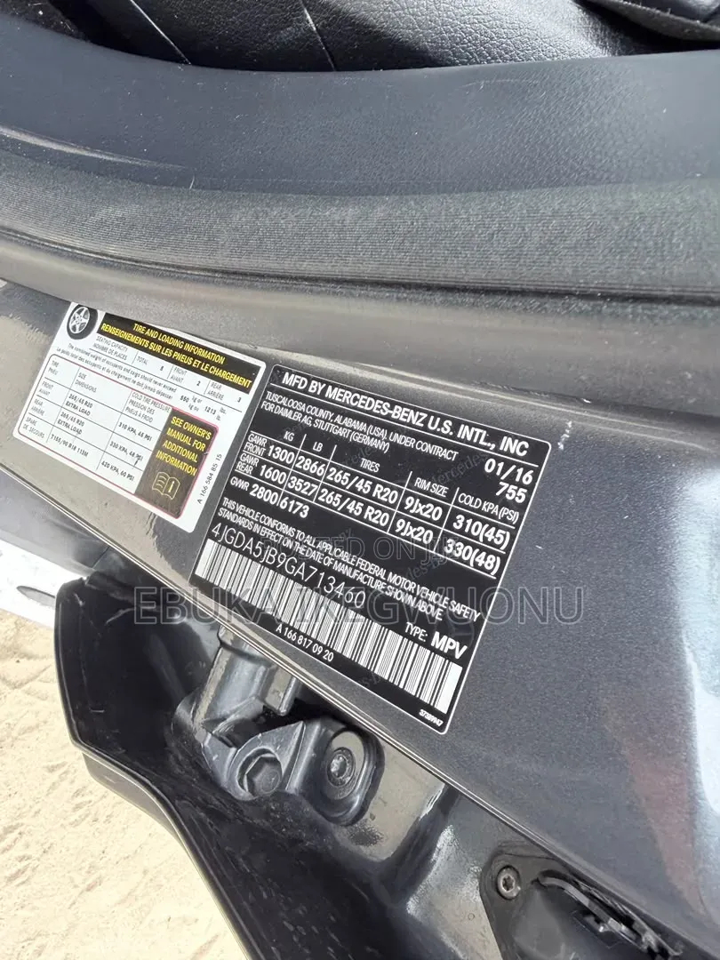 Mercedes-Benz GLE-Class 2016 Gray