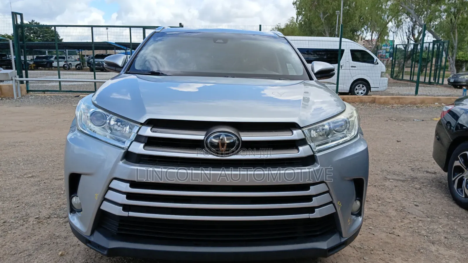 Toyota Highlander XLE 2019 Silver