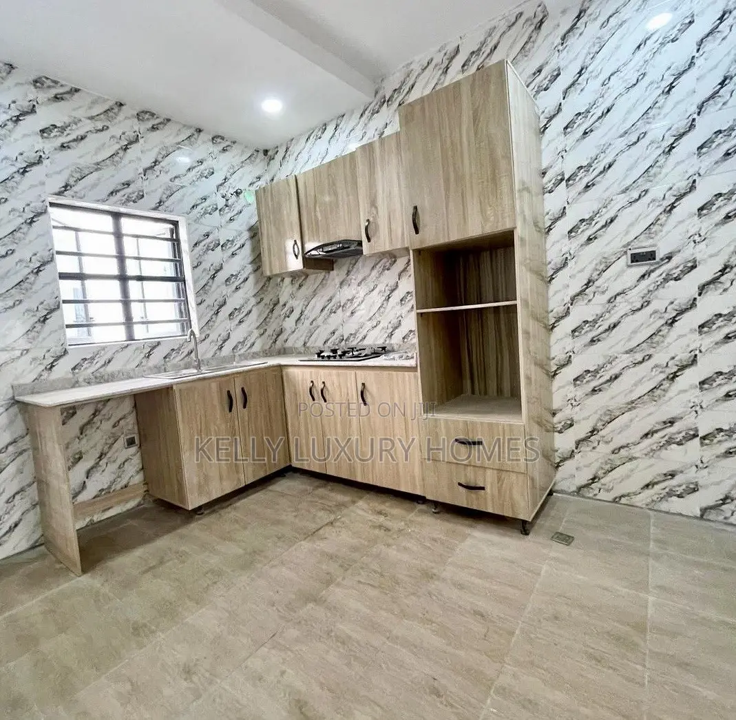 2bdrm Apartment in Ikota for rent