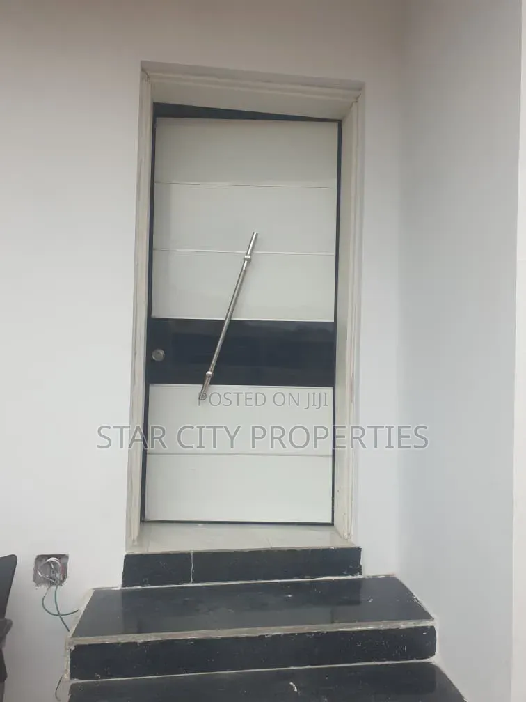 5bdrm Duplex in Magodo Gra Phase 2 for sale