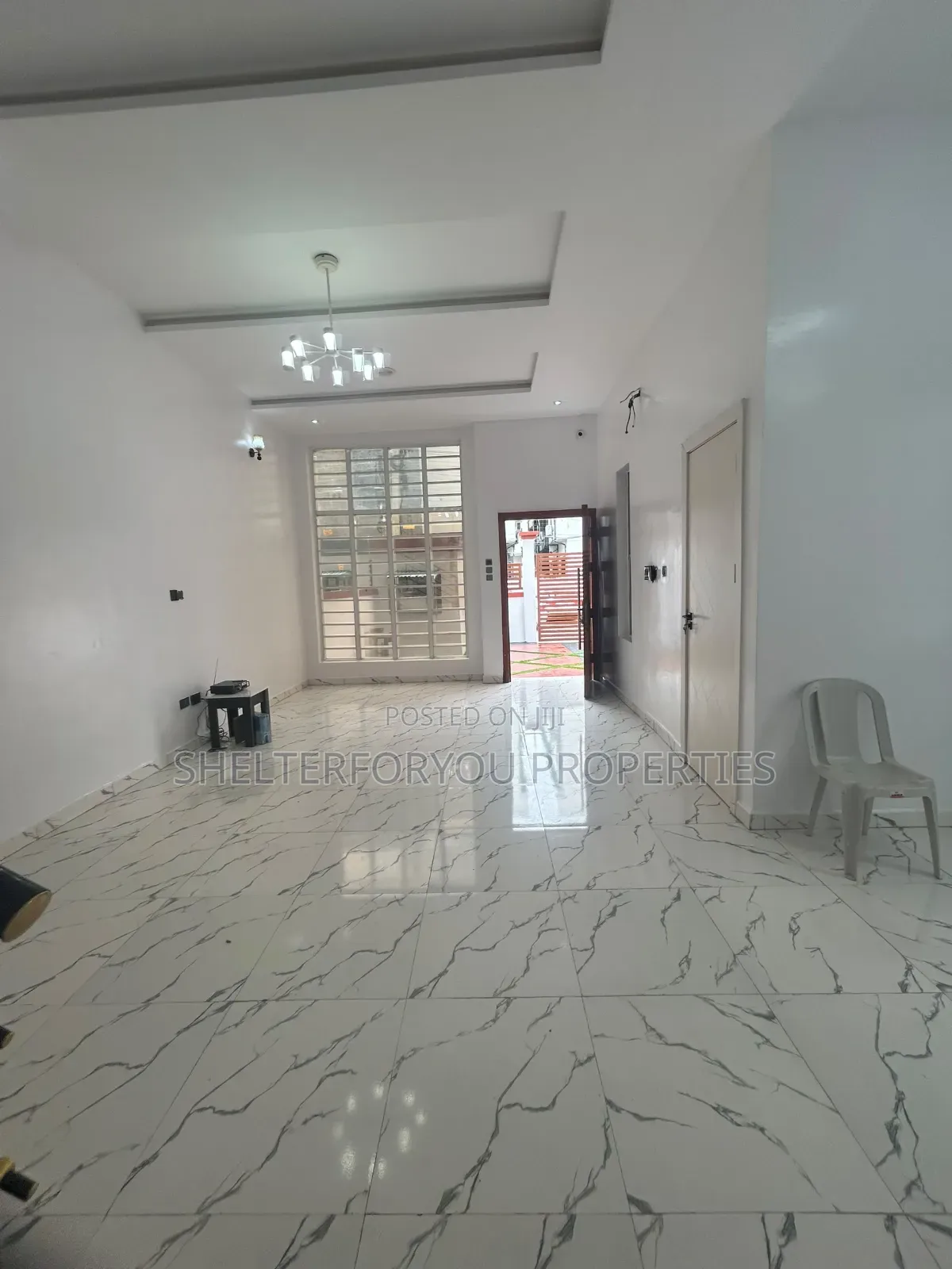 4bdrm Duplex in Lekki Expressway for rent
