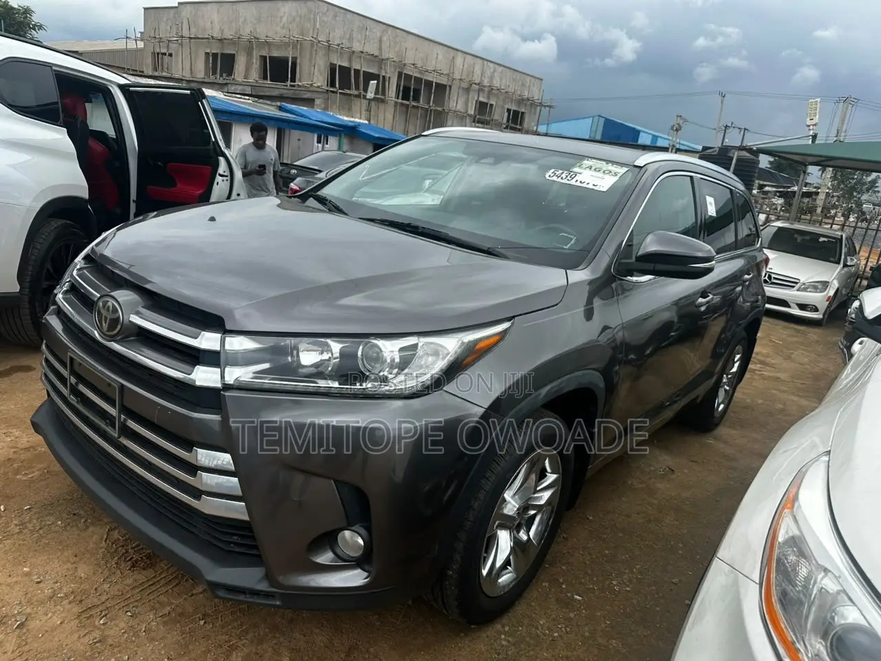 Toyota Highlander Limited 4x4 V6 (3.5L 6cyl 8A) 2018 Gray