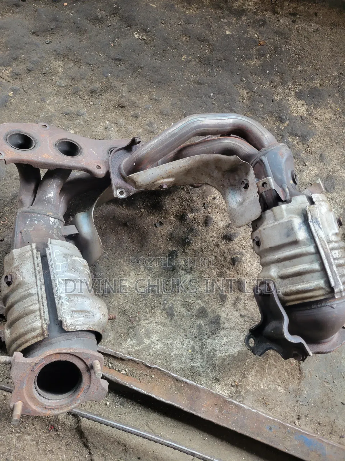 Catalyst for Toyota Rav 4 2008, 2010, 2012 and 2015.