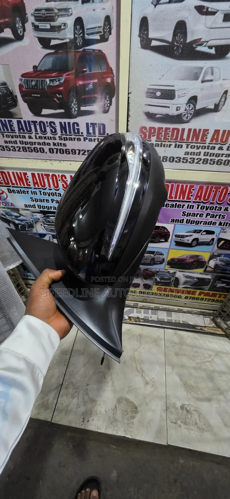 One Side of Side Mirror Mercedes Benz Gle 450 2020 to 2023 Model