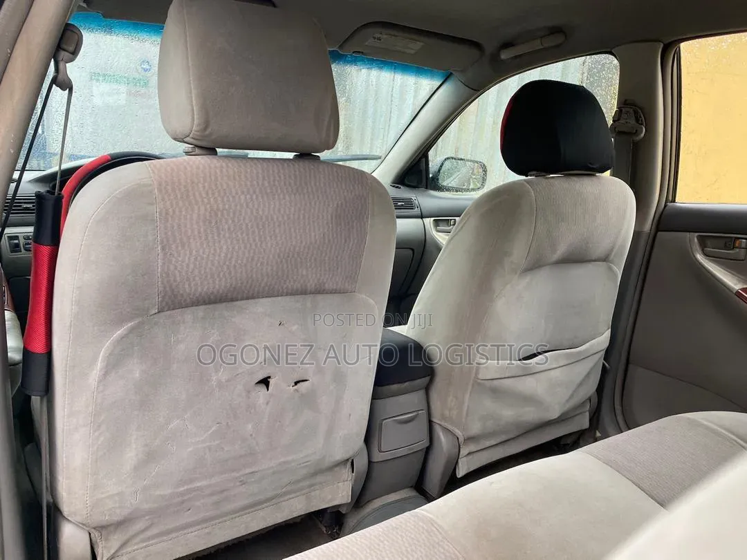 Toyota Corolla 2007 Gray