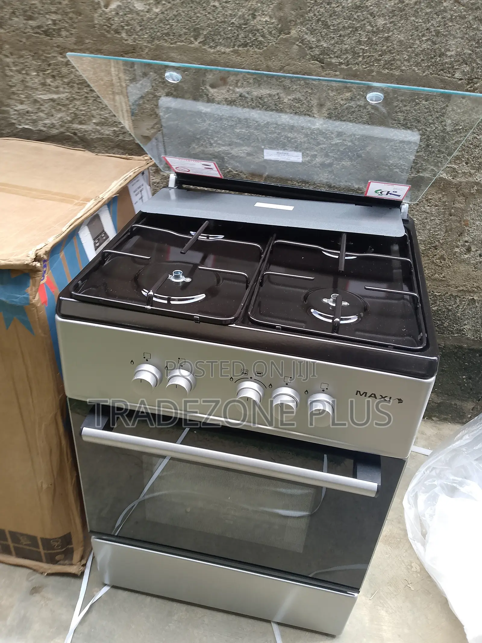 Maxi Gas Cooker – Reliable 4-Burner Kitchen Appliance