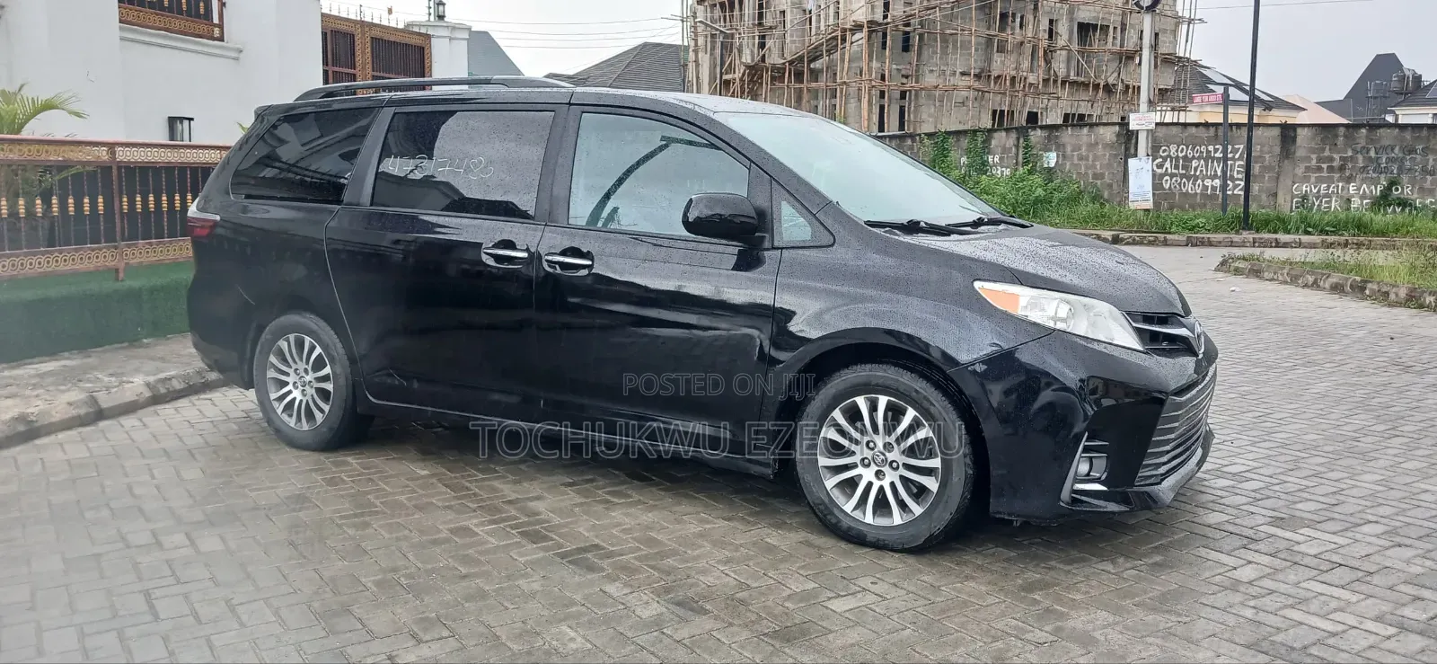 Toyota Sienna XLE 8 Passenger FWD 2020 Black