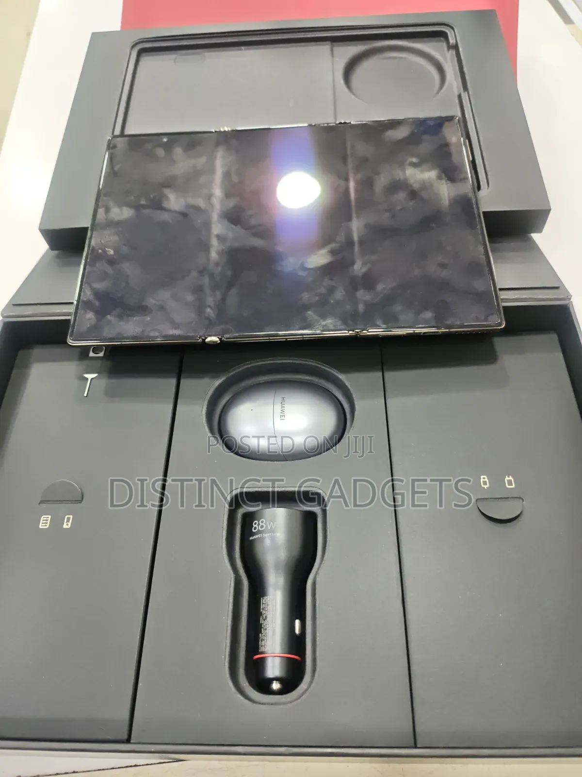 Huawei Mate XT Ultimate Design 512 GB Red