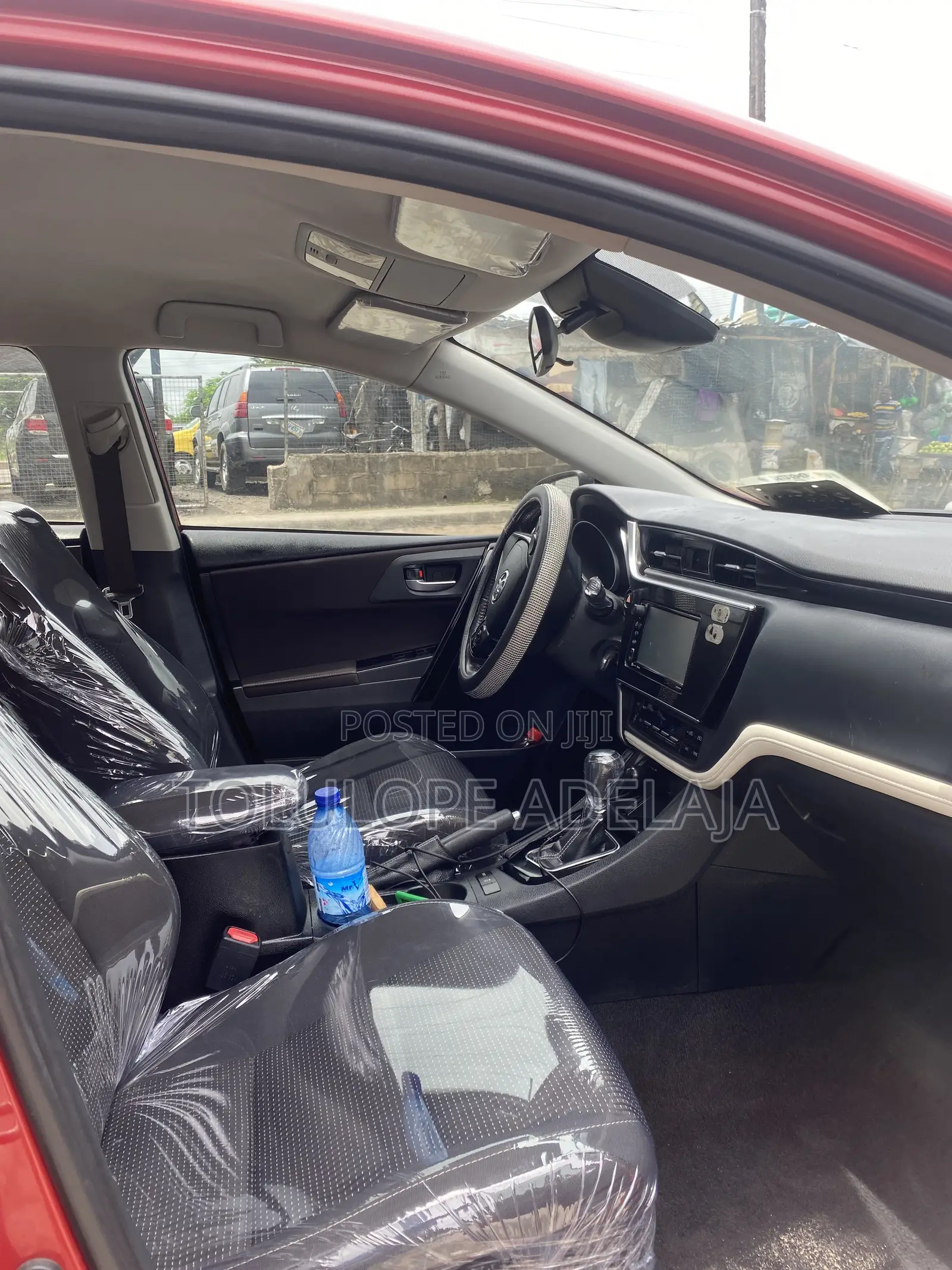 Toyota Corolla SE 4dr Sedan (1.8L 4cyl CVT) 2017 Burgundy
