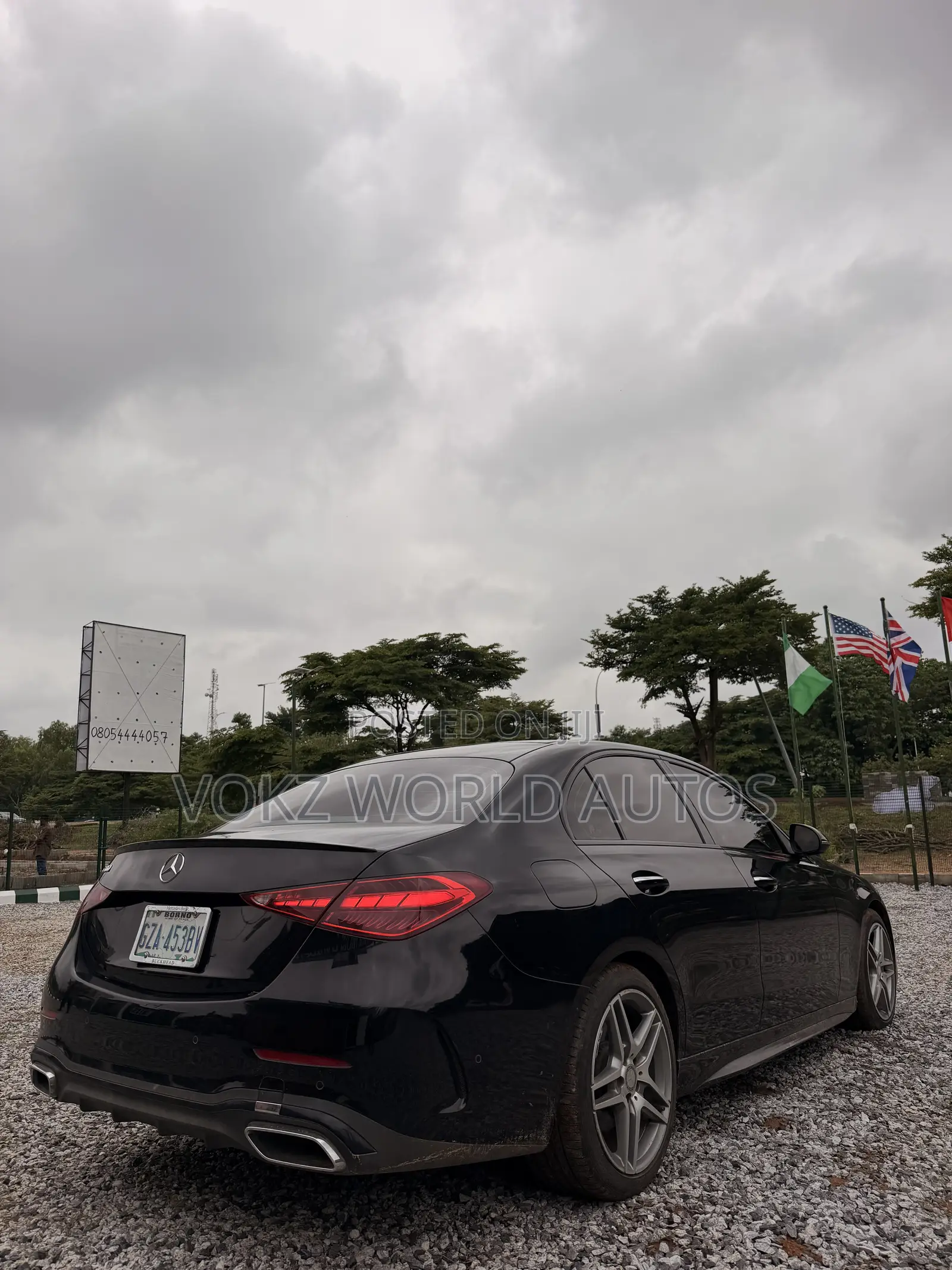 Mercedes-Benz C300 2024 Black