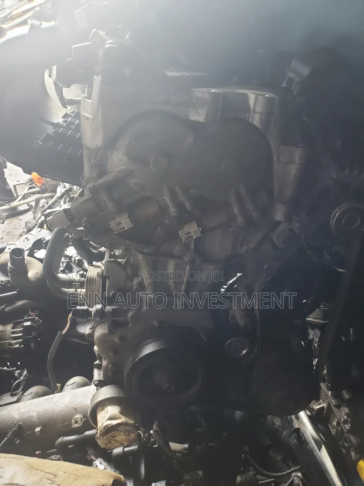 2015 Nissan Rogue and Xtrail
