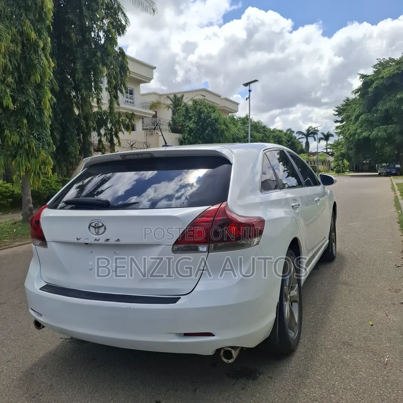 Toyota Venza 2012 White