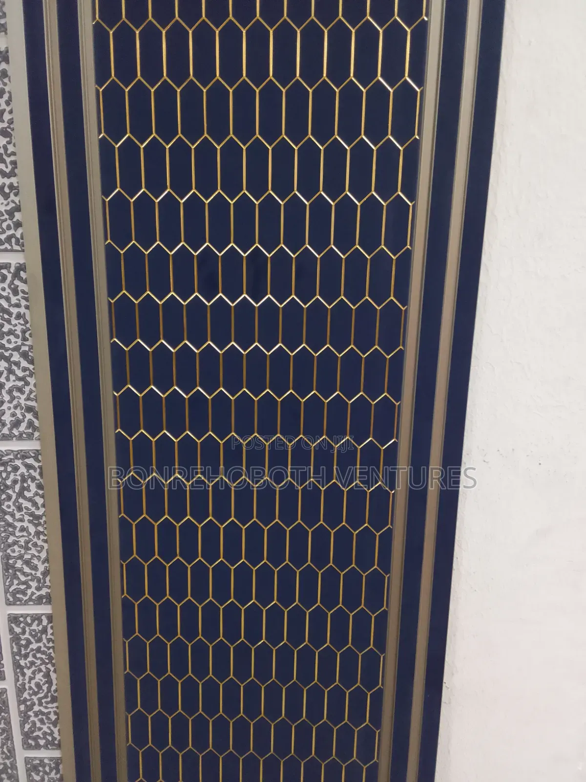 Charcoal Louver Wall Panel