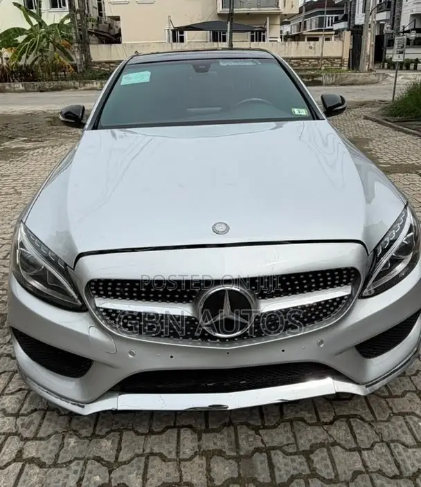Mercedes-Benz C400 2016 Gray