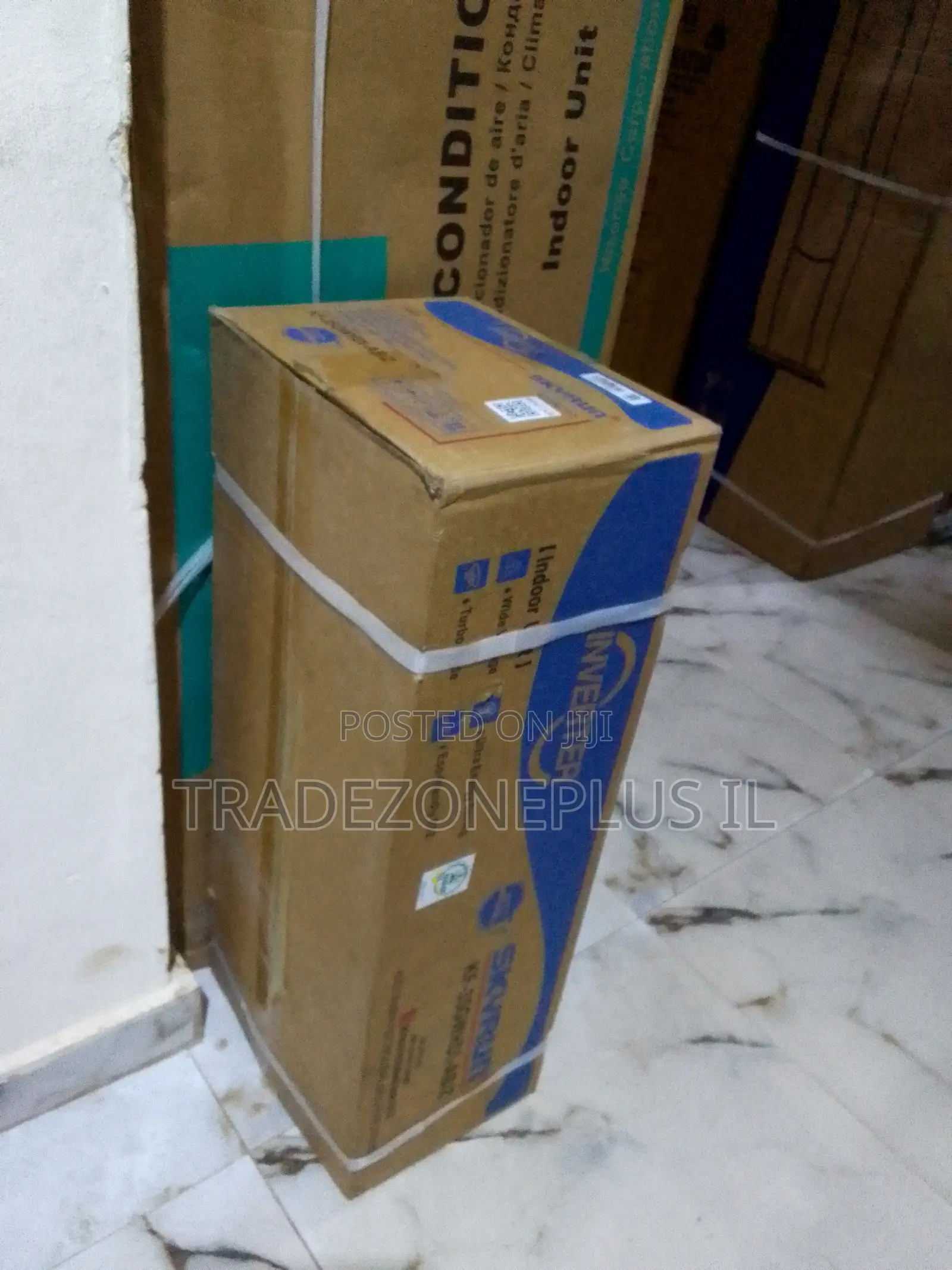 Sleek Skyrun 1.5HP Inverter Split Air Conditioner