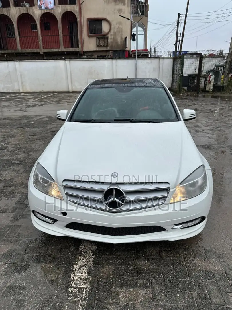 Mercedes-Benz C300 2007 White