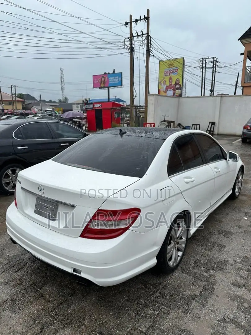 Mercedes-Benz C300 2007 White