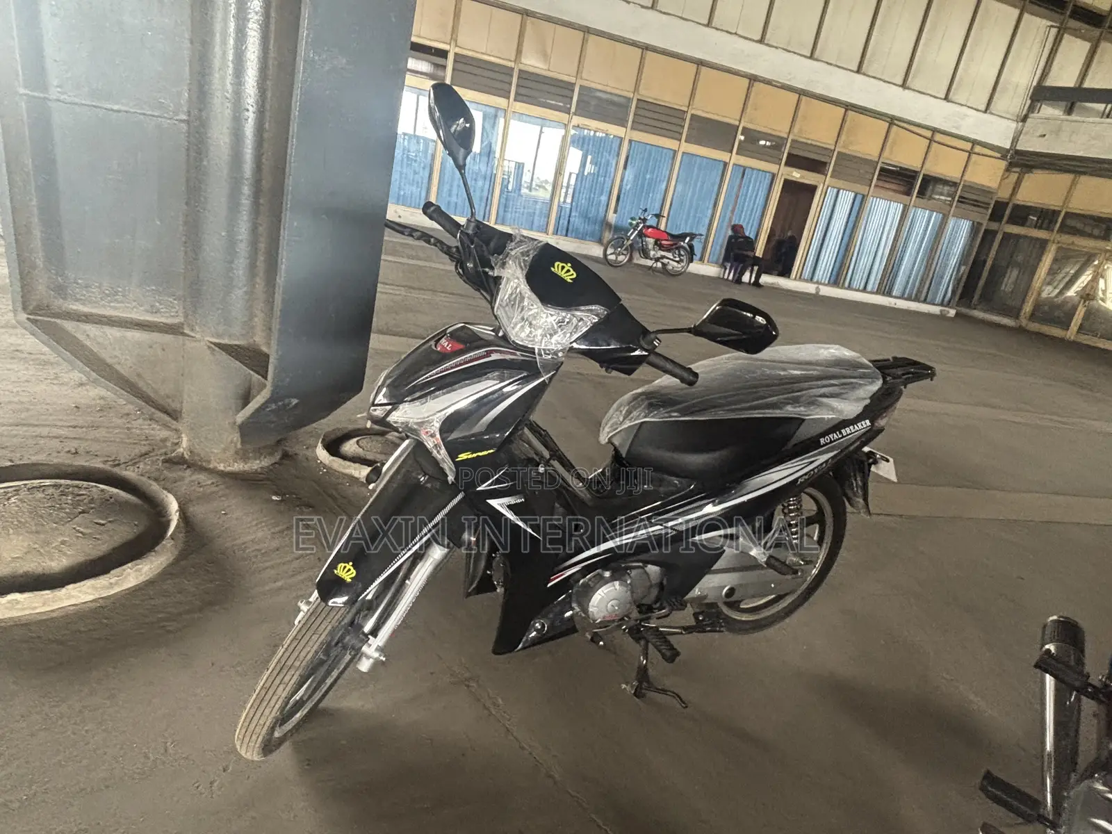 New Royal Motorcycle 2024 Black